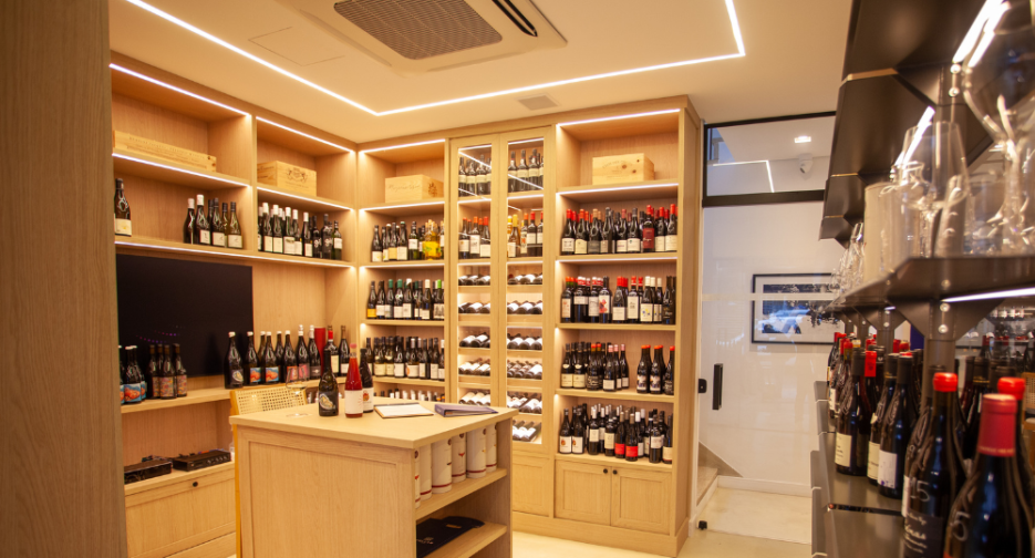 WINE_SHOP